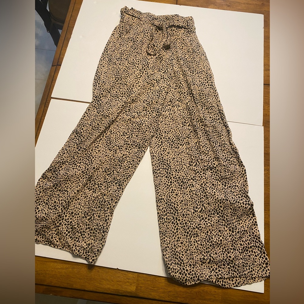 American Eagle Leopard Print Flowy Pants